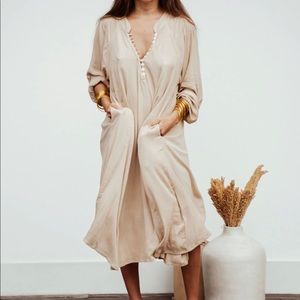 🚨SOLD🚨 Myrah Penaloza Frida Gown